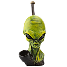 Load image into Gallery viewer, Hand Carved Resin Pipes green alien
